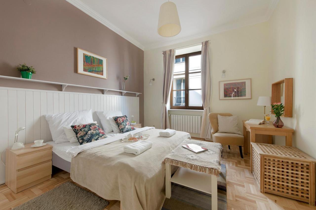 Two Bedroom Apartment For 6 People Varşova Dış mekan fotoğraf