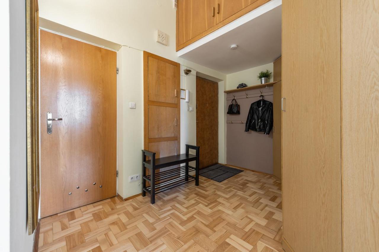 Two Bedroom Apartment For 6 People Varşova Dış mekan fotoğraf